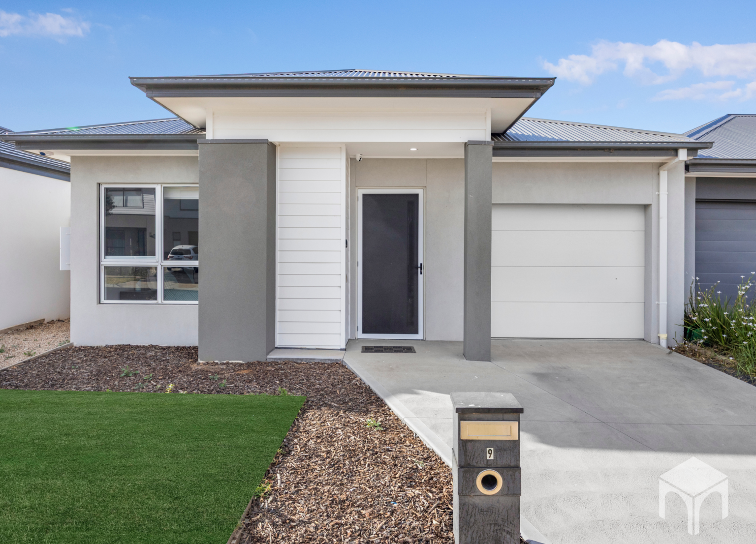 9 Lindberg Street, MANOR LAKES, VIC 3024