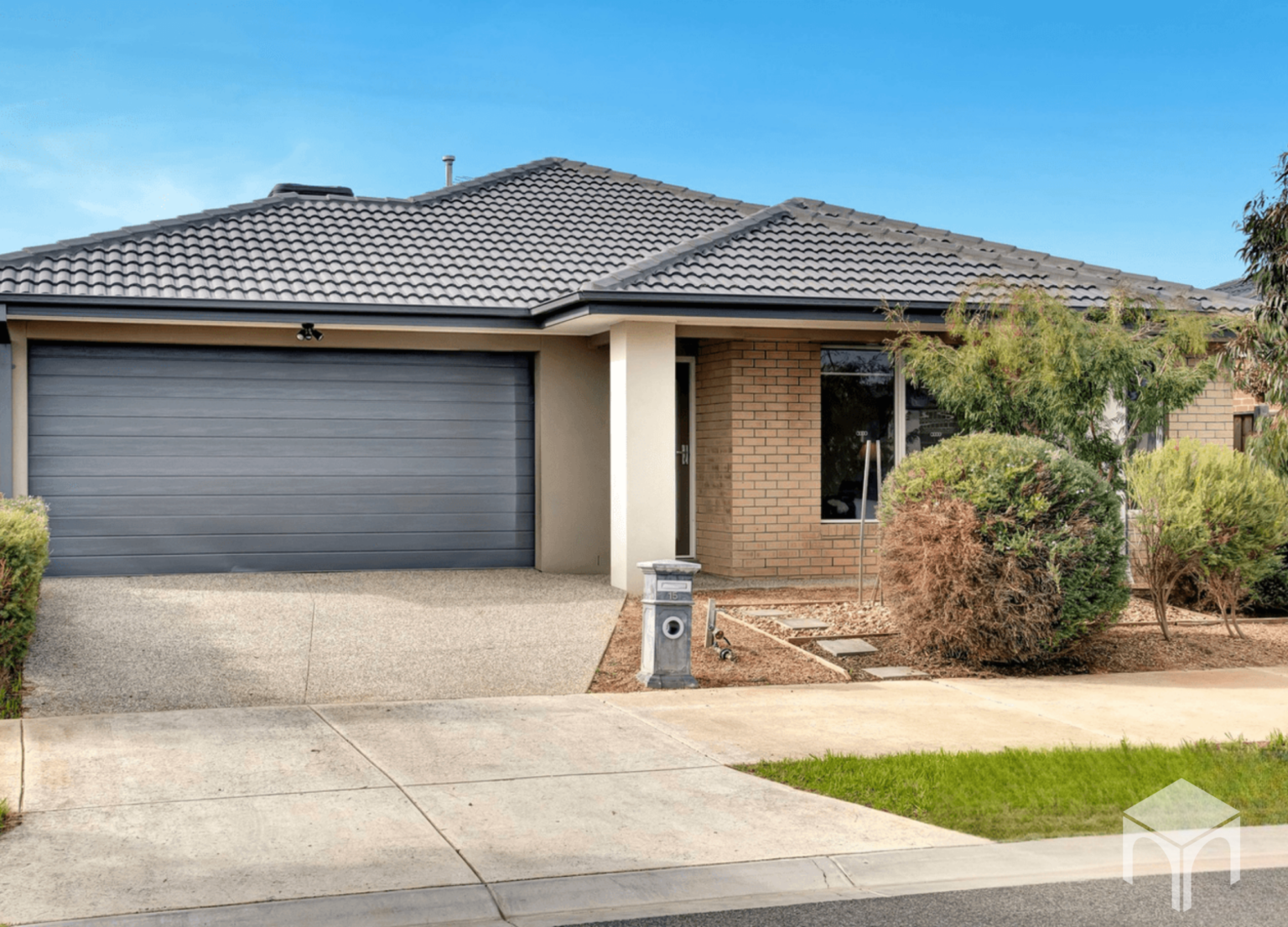 15 Sorrenberg Street, POINT COOK, VIC 3030